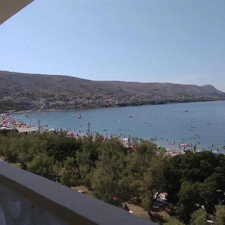 Πανσιόν Galeb Pag - At The Main