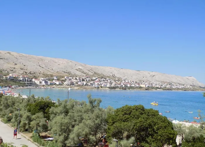 Πανσιόν Galeb Pag - At The Main 3*