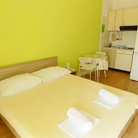 Galeb Pag - At The Main 3*