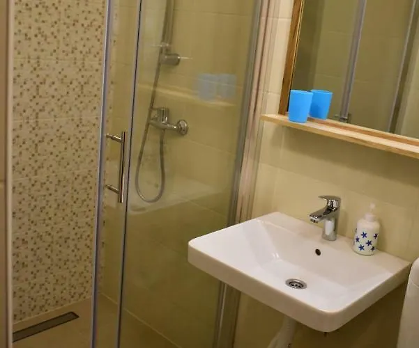 Гостевой дом Galeb Pag - At The Main