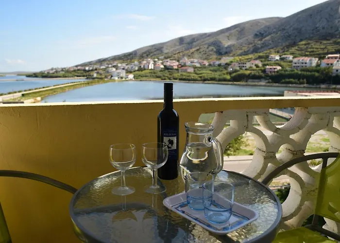 Galeb Pag - At The Main Гостевой дом Паг