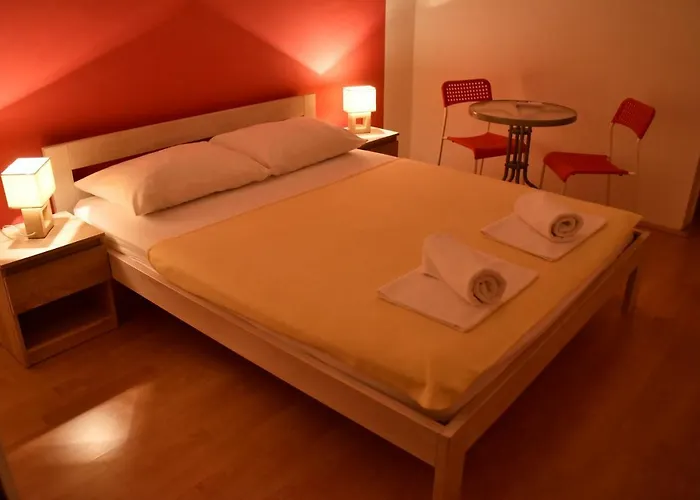 Galeb Pag - At The Main